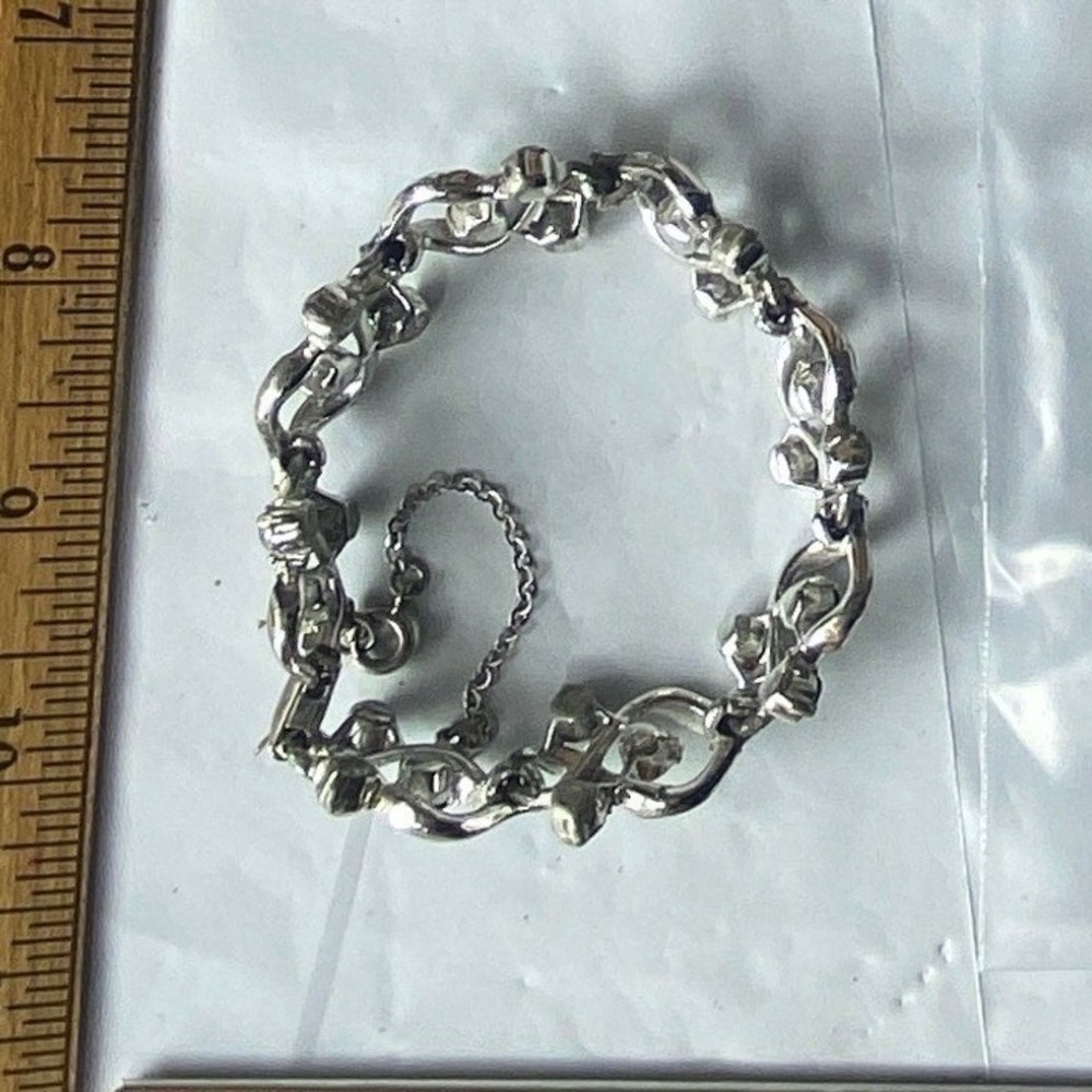 Womens Silver Tone Chunky Link Chain Bracelet